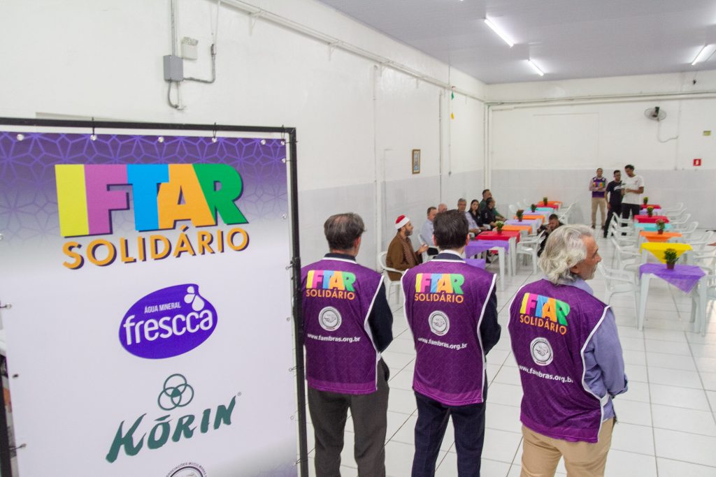 FAMBRAS realiza Iftar Solidário para mais de mil pessoas em situação de rua